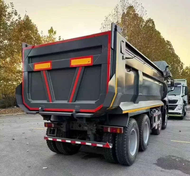 شاحنة قلابة هندسية ثقيلة مستعملة SITRAK G7H 8×4