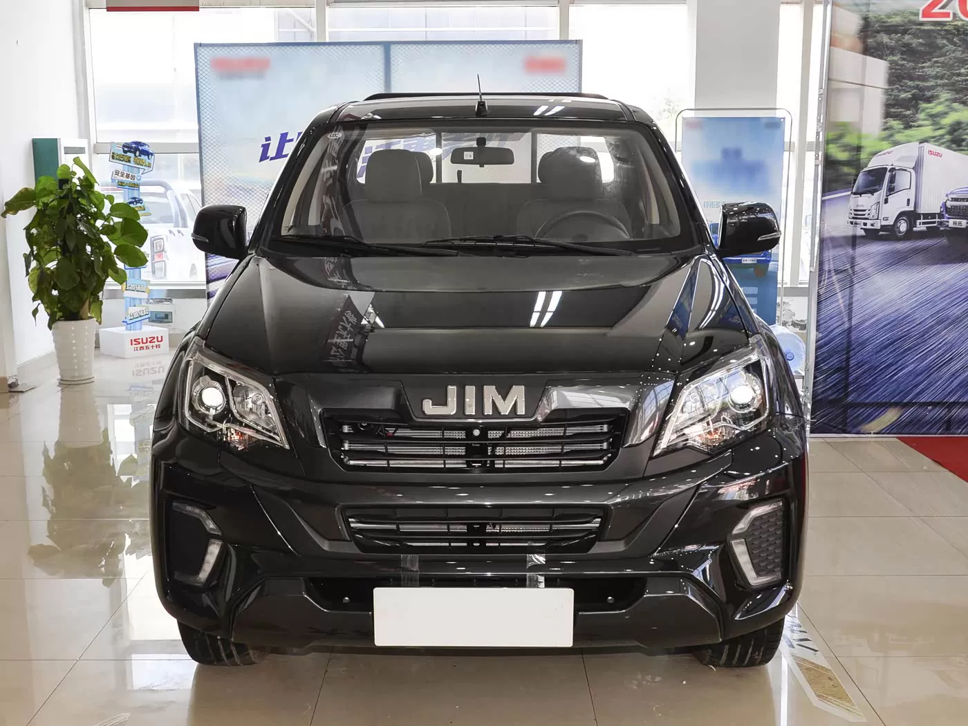 شاحنة بيك اب Isuzu RE-MAX 2.8T Manual 2WD - شاحنة بيك اب عالية الأداء من حيث التكلفة للبيع
