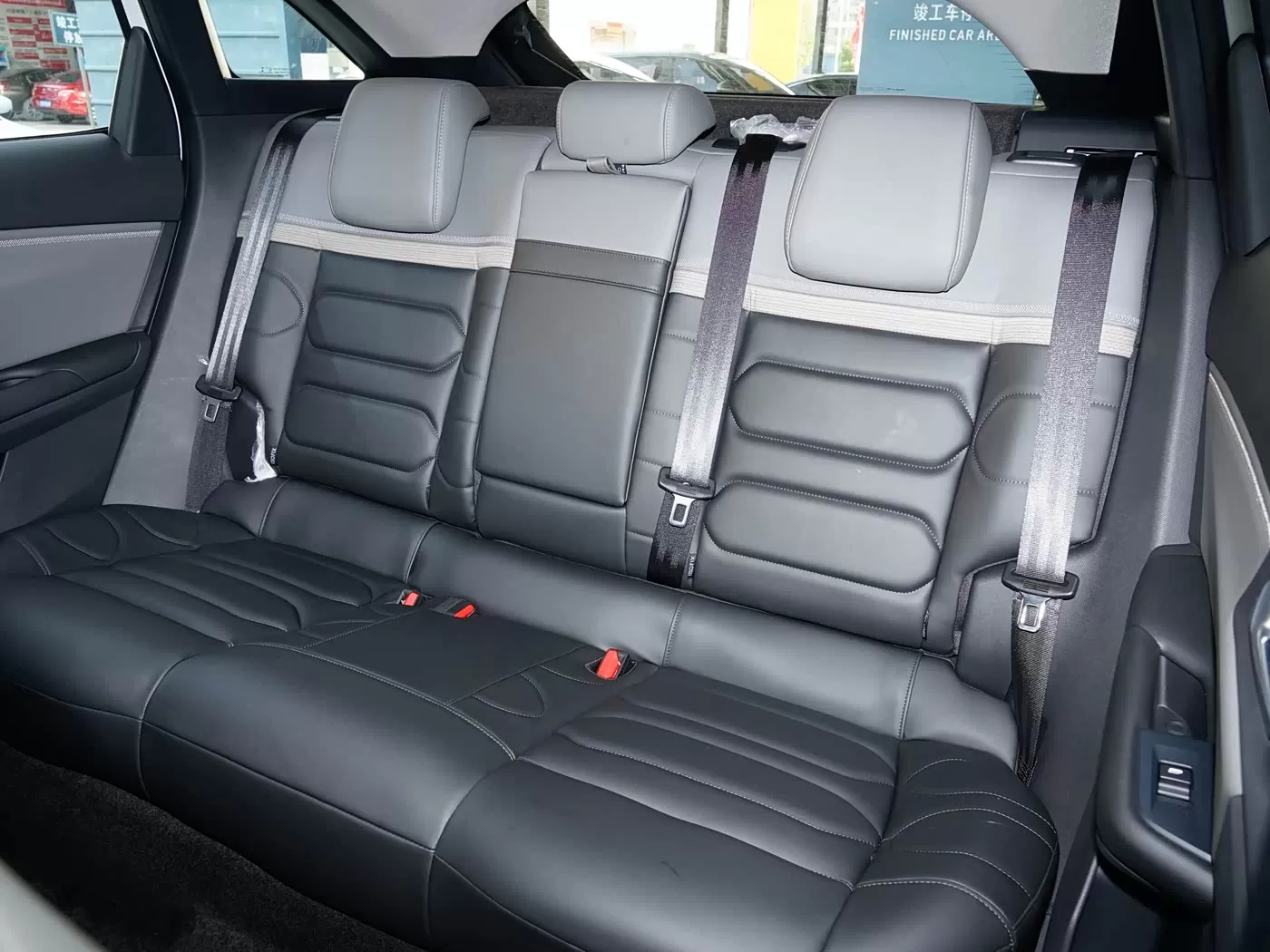 سيارة دونغفنغ سيتروين فيرساي C5X مستعملة للبيع – شركة سيلو لتصدير السيارات