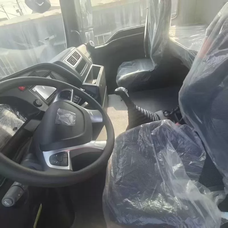 شاحنة قلابة هندسية ثقيلة مستعملة SITRAK G7H 8×4