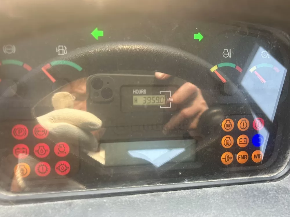 لودر LiuGong 856H مستعمل موديل 2021 بجودة ممتازة